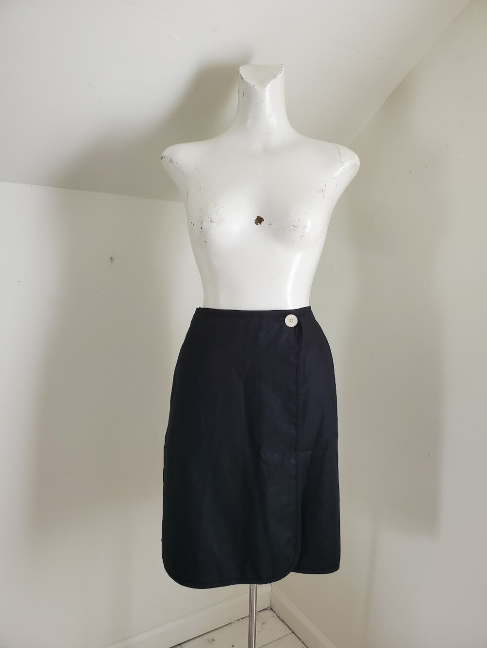 90s Vintage Liz Claiborne Black Linen Wrap Skirt